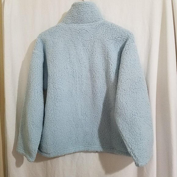 Character Women’s Sherpa Pullover Size Small – Cream Winter Fleece Sweater –NWT - Picture 3 of 13